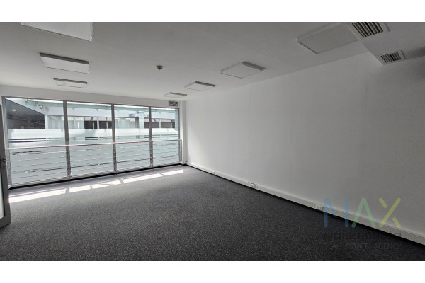 małopolskie, Krak&oacute;w, Płasz&oacute;w, Kamieńskiego, Przestrzeń biurowa koło Bonarki. Open space