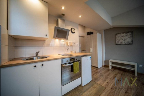 małopolskie, Krak&oacute;w, Stare Podg&oacute;rze, św. Benedykta, kawalerka, ul. Św. Benedykta, Stare Podg&oacute;rze