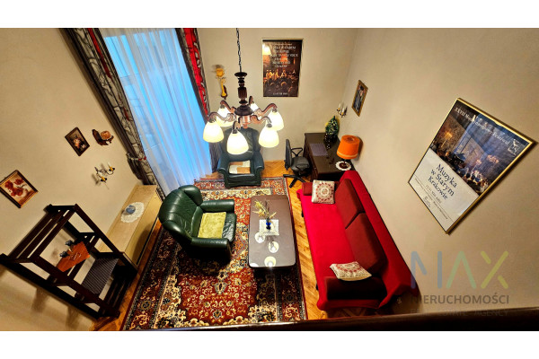 małopolskie, Krak&oacute;w, Stare Miasto, Starowiślna, Stylowe mieszkanie z antresolą do spania. Początek Starowiślnej