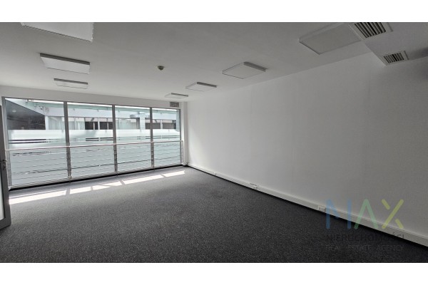 małopolskie, Krak&oacute;w, Płasz&oacute;w, Kamieńskiego, Przestrzeń biurowa koło Bonarki. Open space